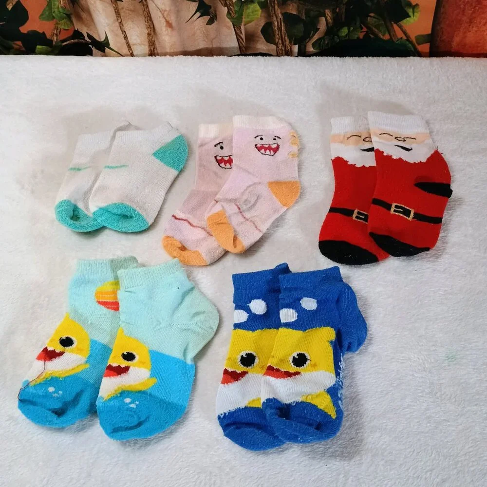 Bundle 5-Pair of Toddler Multi-Color Nike, Shark Santa, & Pinkfong Socks